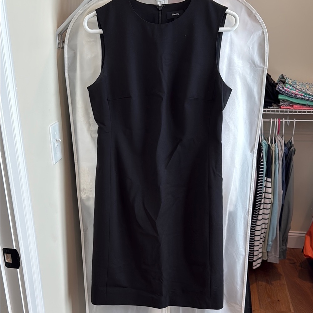 Theory Elegant Black Sleeveless Midi Dress